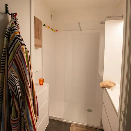 Logerenoostende Apartmán *
